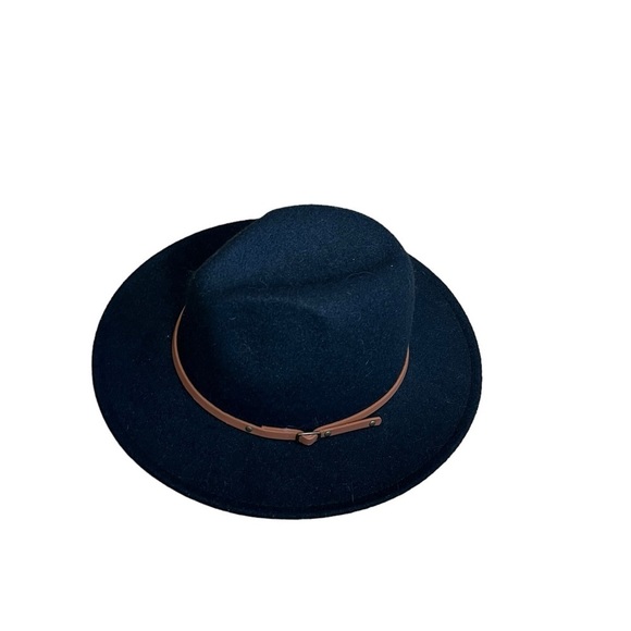 Pengcheng Black Hat - Picture 1 of 6